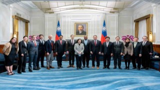 ABD Kongre heyeti Tayvan lideri Tsai ile görüştü