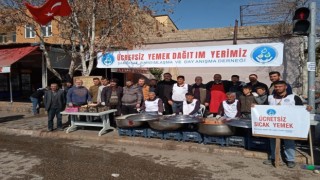 Adanada öğrenci ve öğretmenlerden örnek seferberlik