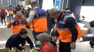 AFAD gönüllüleri depremzedeler için seferber oldu: Yardımları anlatırken duygulandılar