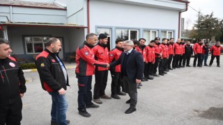 Afet bölgesine giden arama kurtarma ekibi Çoruma döndü