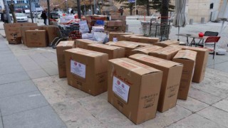Afet bölgesine Kırşehirden yardımlar sürüyor