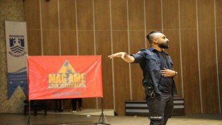 Afet gönüllüleri toplantıda bir araya geldi