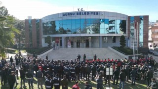 Afete koşan Gürsu ekipleri ilçeye döndü