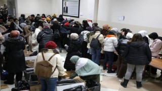 Afyonkarahisarlılar yardım toplama merkezlerine akın ediyor