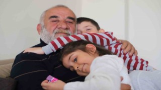 Ağzında tütünle 56 saat sonra enkazdan çıkan adam, kurtarılma hikayesini anlattı