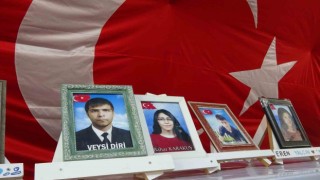 Ailelerin HDP önündeki evlat nöbeti 275 gündür sürüyor