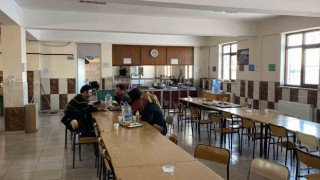 Aksaraya gelen depremzedeler: “Devleti ve milleti hep yanımızda hissettik”