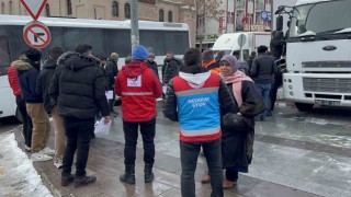 Aksarayda deprem bölgesine kan bağışı ve yardım seferberliği