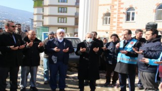 Akşehirden depremzedelere 2 kamyon yardım