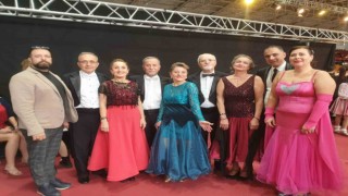 Aktif Yaşlı Merkezi Üyeleri, dans yarışmasında 3üncü oldu