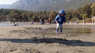 Akyakada ürküten deniz suyu çekilmesi 50 metreye ulaştı