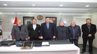 Akyazı Belediyesinden depremzedeler için yardım kampanyası
