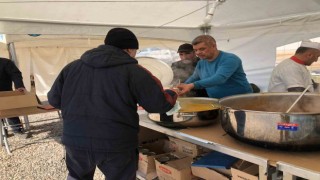 Akyurt Belediyesi Kahramanmaraşta yemek çadırı kurdu