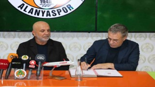 Alanyaspor, Ersun Yanal ile 1.5 yıllık sözleşme imzaladı