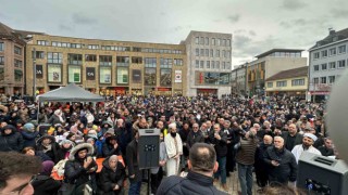 Almanyada imamlar ve papazlar Türkiye için dua etti