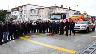 Altınovadan deprem bölgesine ilk sevkiyat