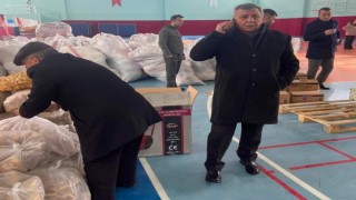 Altıntaştan deprem bölgesine 2 tır yardım malzemesi sevk edildi