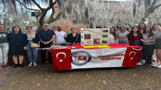 Amerikadaki Türk öğrenciler deprem farkındalığı için stant açtılar