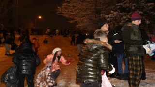 Ankarada karın keyfini çocukları çıkardı