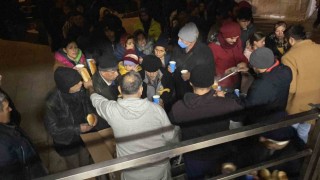 Antalya Büyükşehir Belediyesi Hatayda çadır kent kurdu