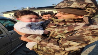 Asaf Bebek ve annesi PAK ekiplerinin yoğun çabaları sonucu kurtarıldı