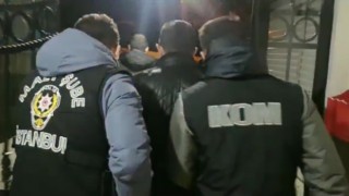 Ataşehir Belediyesinde ihalede usulsüzlük operasyonu, gözaltı anları kamerada