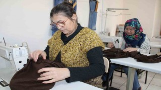 Aydınlı kadınlardan depremzede çocuklara sıcak dokunuş