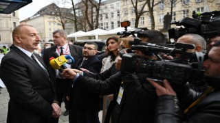 Azerbaycan Cumhurbaşkanı Aliyev: “Barış anlaşmasında Karabağ ile ilgili herhangi bir iddia olması kabul edilemez”
