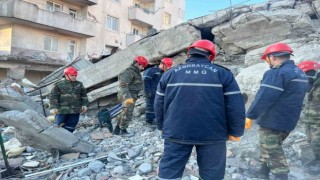 Azerbaycan orman yangınlarının ardından deprem bölgesinde