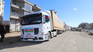 Azerbaycandan gelen 4 yardım tırı Adıyamana ulaştı