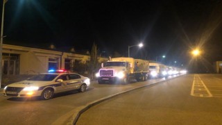 Azerbaycandan Türkiyedeki depremzedelere insani yardım konvoyu