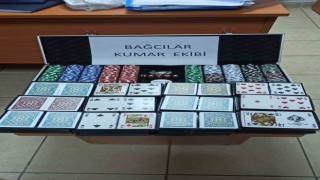 Bağcılarda kumar oynanan bir eve operasyon düzenlendi