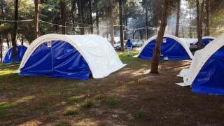 Başkan Ahmet Nur Çebi, depremzedelerle bir araya geldi