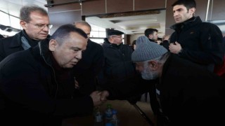 Başkan Böcek: “Mobil fırın ile sıcak ekmek üretimine başladık”