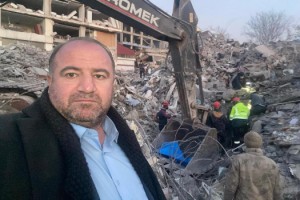 Başkan Çevik: Çadır Ve Battaniyeye İhtiyaç Var