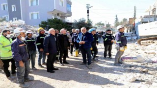 Başkan Gültak deprem bölgesinde