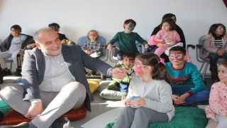 Başkan Sandıkçı: “Depremzede vatandaşlarımızın tüm ihtiyaçlarını karşılıyoruz”