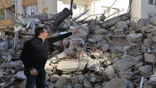 Başkan Yüksel, depremden etkilenen Malatyada temaslarda bulundu