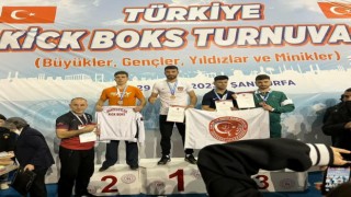 BAÜNlü Sporculardan Türkiye Kick Boks Turnuvasında büyük başarı