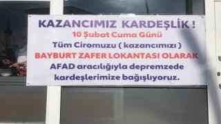 Bayburt esnafı depremzedeler için işyerlerinde çalışıyor günlük kazançları deprem bölgesine bağışlanacak