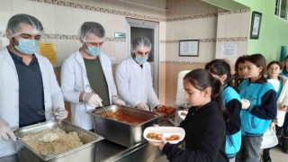 Bayburtta okul öncesi öğrencilerin tamamına ücretsiz yemek desteği