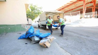 Bayraklı Belediyesinden ailelere kış desteği