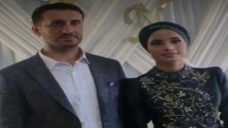 Bir ay önce evlenmişlerdi, depremden kurtulamadılar