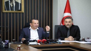 Bolu Belediye Başkanı Tanju Özcan, Bolu, muhtemel bir deprem için birçok şehirden daha hazırlıklı