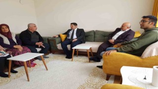 Bozkurtoğlu ve Ünlü depremzedelere ziyaret etti