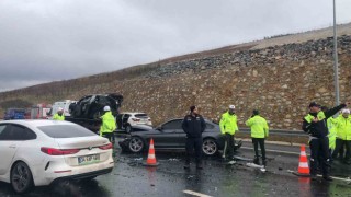 Bursada zincirleme trafik kazası: 4 ölü, 7 yaralı
