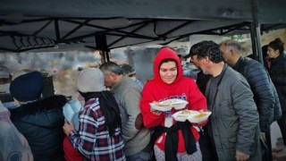 BUYSAD üyelerinden hazır yemek ve mobil mutfak desteği