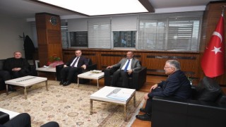 Büyükkılıç, Depremzedeler için rektörlerle bir araya geldi