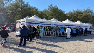 Büyükşehirin afetzedelere şefkat ve merhamet eli sürüyor