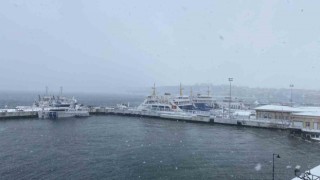 Çanakkale-Eceabat feribot seferleri durduruldu